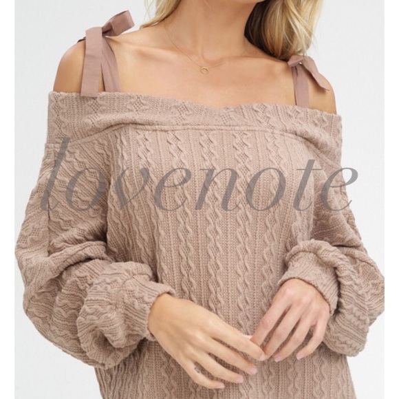 1 left! Sz Small • Off the Shoulder Sweater Top - Picture 5 of 5